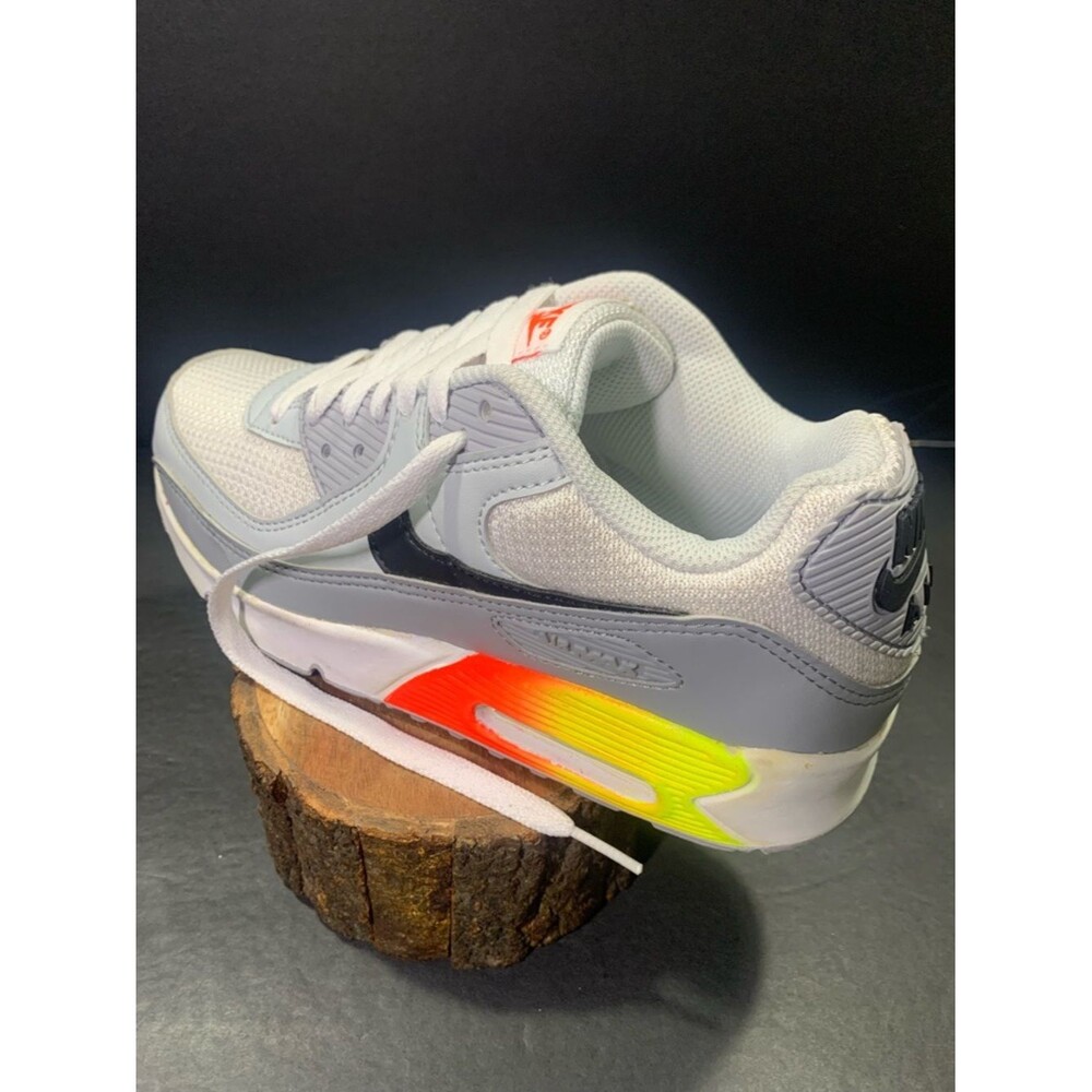 Nike Air Max 90 Sneakers Gray White Black Shoe Size 7.5 Women’s or Youth 6Y